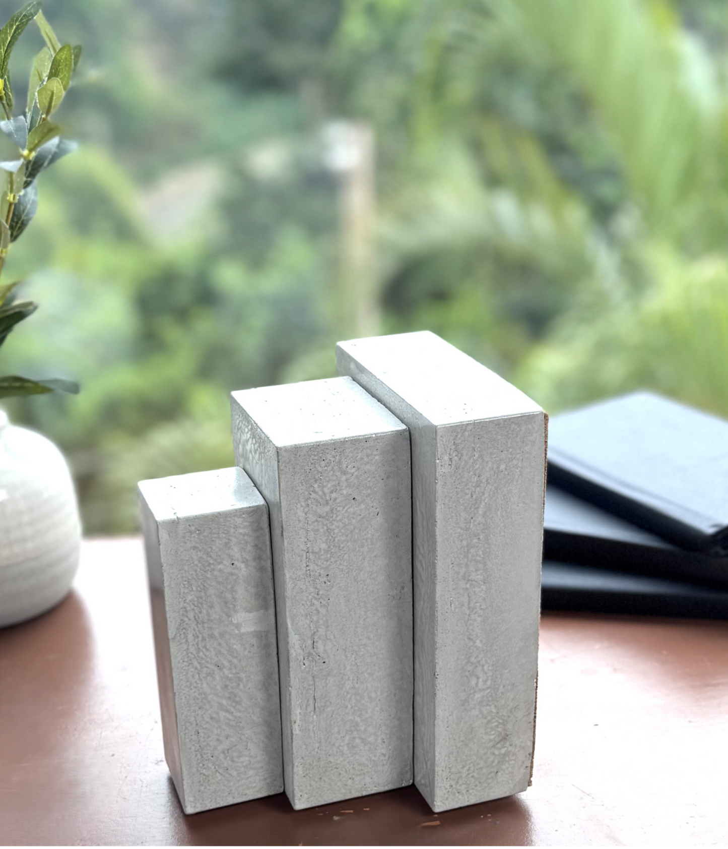 Modern Heavy Concrete Bookend – Industrial Desk Decor with Cork / Felt Pads, Geometric Design, 16 Colors