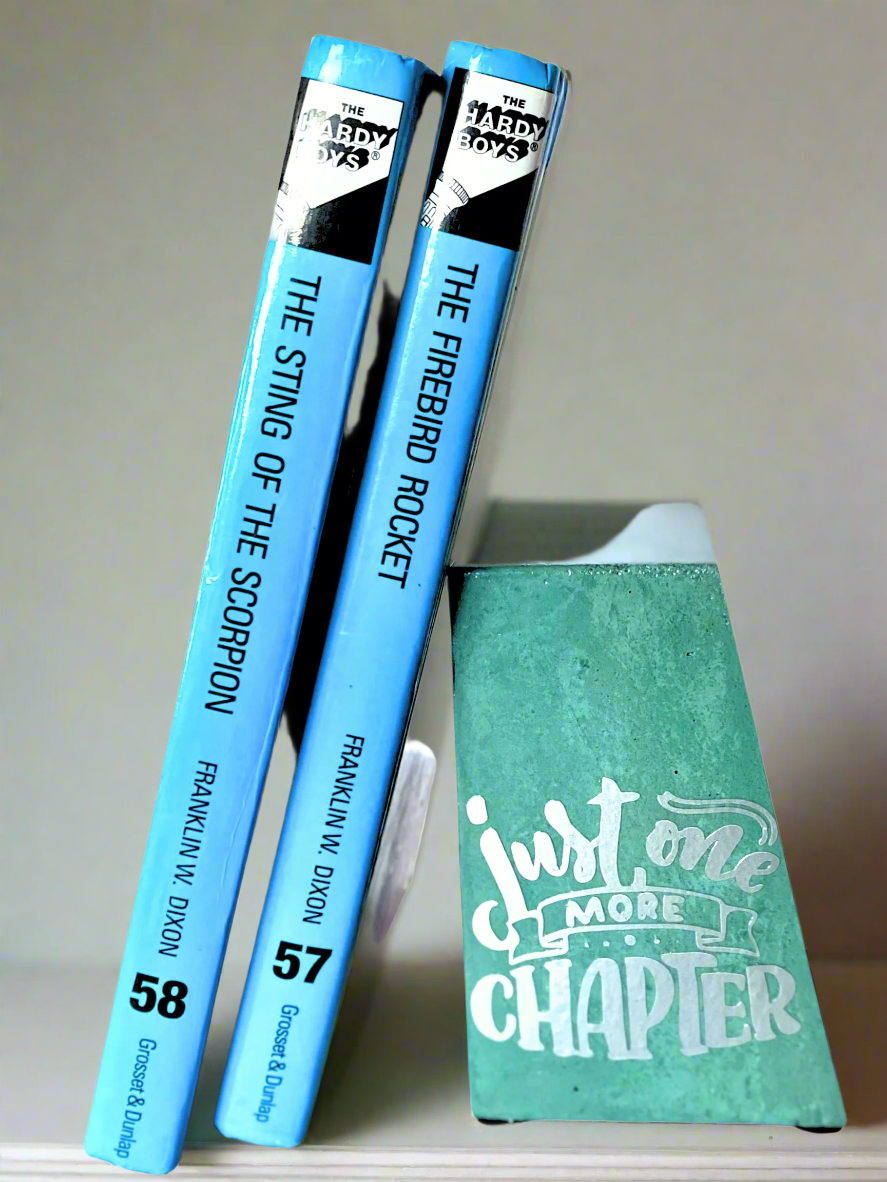 Personalized Concrete Bookend – Fun, Heavy & Customizable for Book Lovers